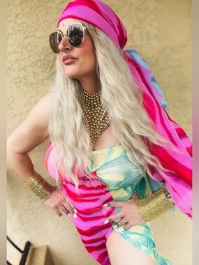 GORGEOUS COLOR MIX SARONG